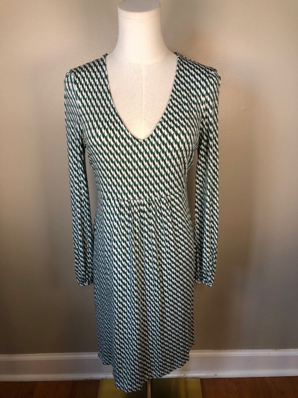 Boden Petite 4P Green White Geometric Print V-Neck Jersey Dress Made in Portugal